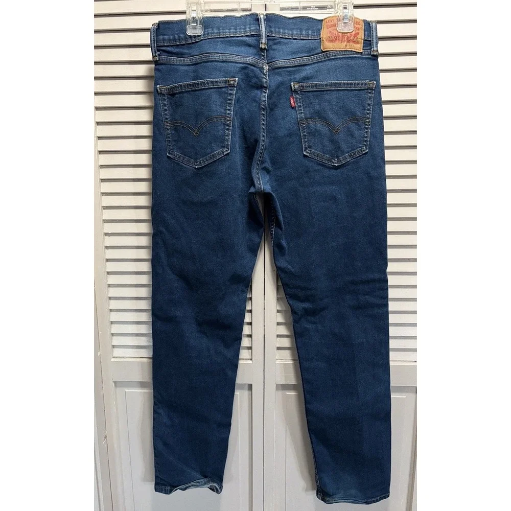 Levis‎ Medium Wash Zip Logo Straight Leg Size 32x30 Mid Rise Cotton